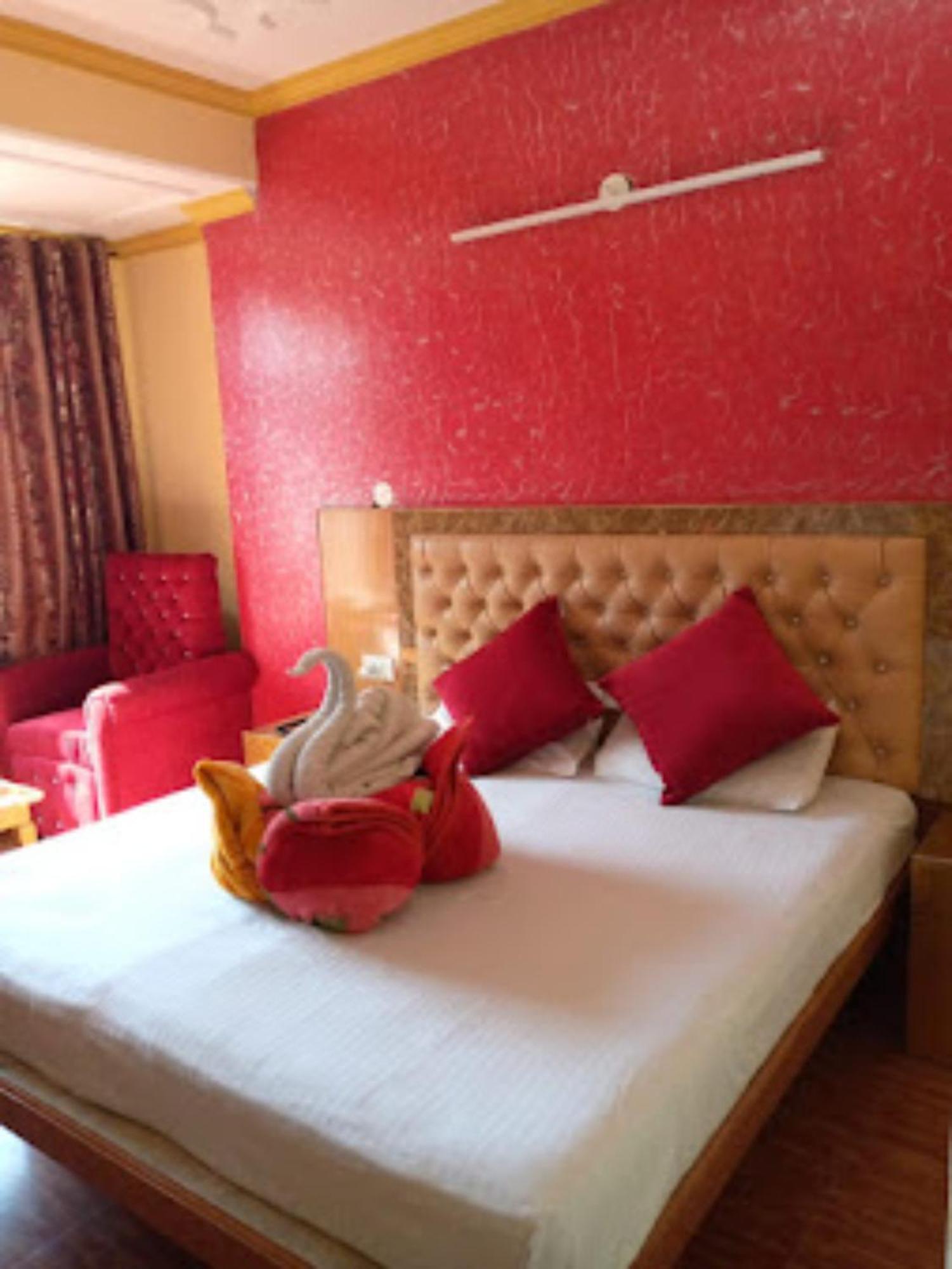 Hotel King Palace - Nature-Valley-Luxury-Room - Prime Location With Parking Facilities Shimla Ngoại thất bức ảnh